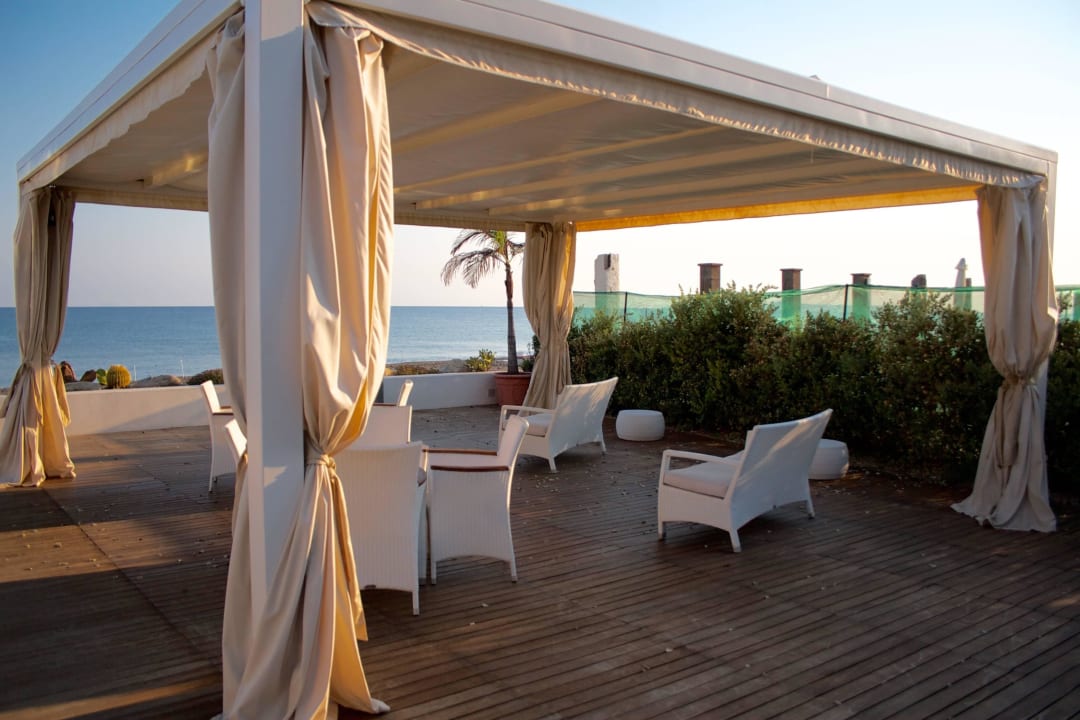 Gazebo Apartements Ancora Bianca Beach Residence