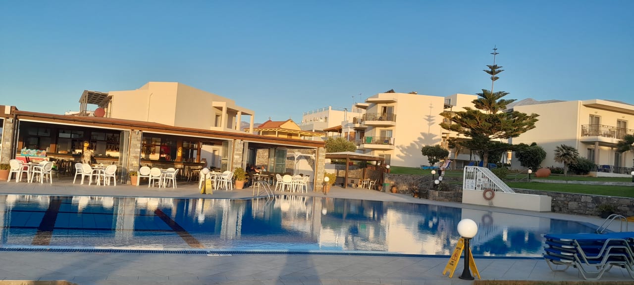 Pool Hotel Ariadne Beach