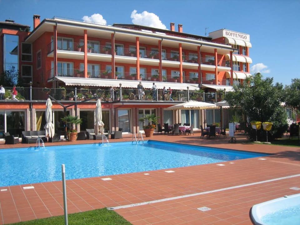 Hotel mit Pool Boffenigo - The Golden Hour