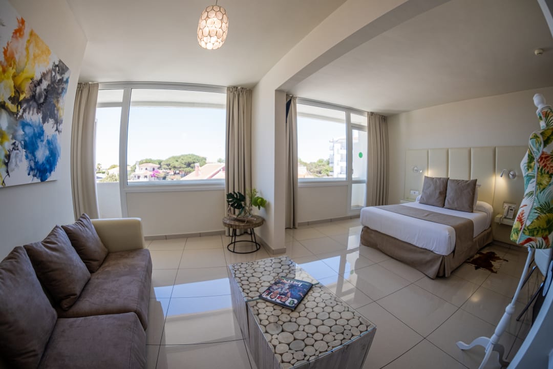 Zimmer On Hotels Oceanfront - Adults Only