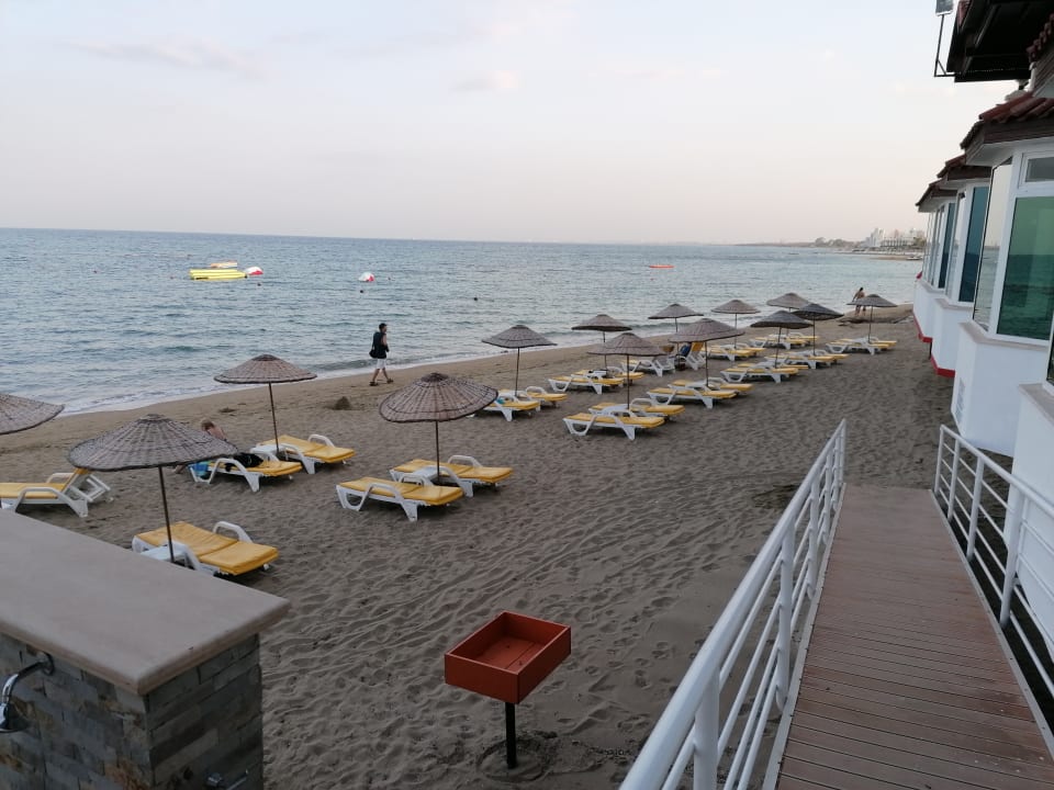 Strand Salamis Bay Conti Resort Hotel & Casino