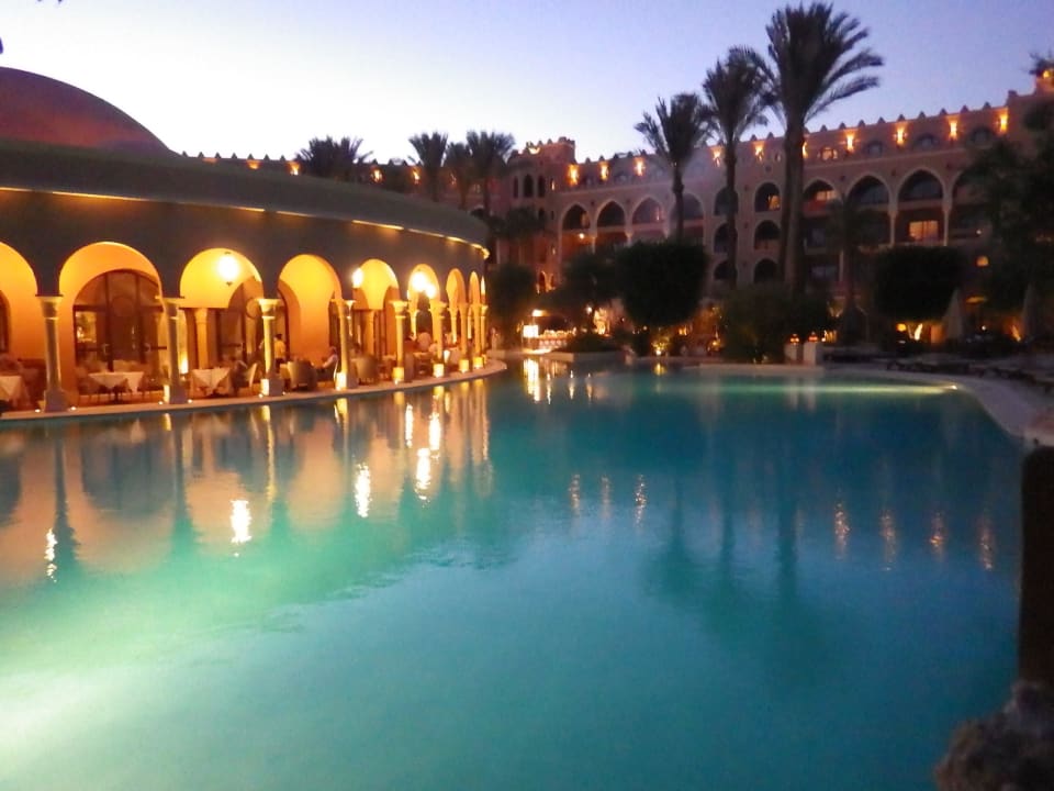 Can you imagine that paradise:) GO THERE Grand Makadi
