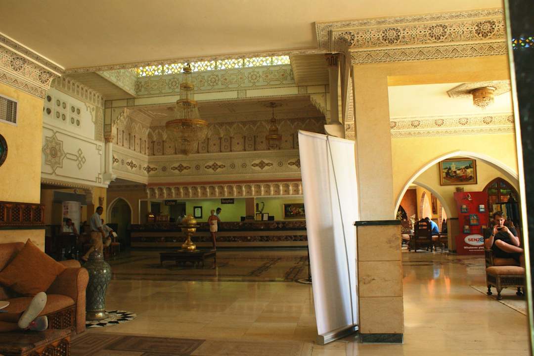 Lobby mit Blick auf Rezeption Pickalbatros Alf Leila Wa Leila Resort - Neverland Hurghada