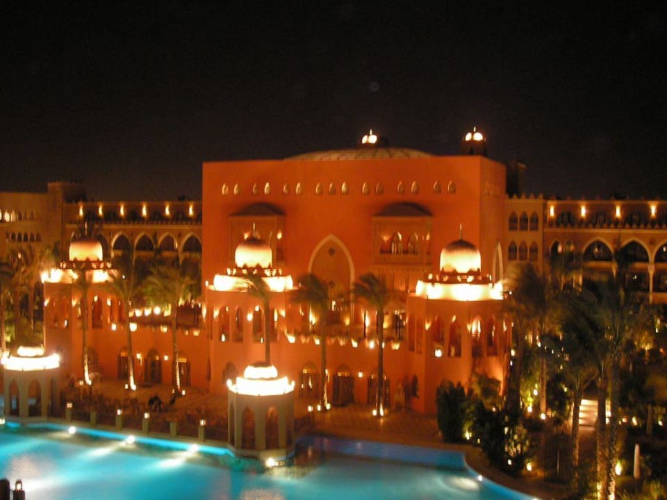 Rendez-vous at night Makadi Palace
