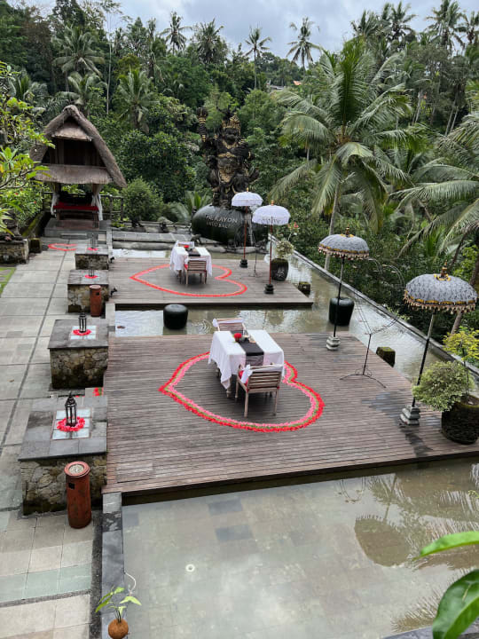 Gastro The Kayon Resort