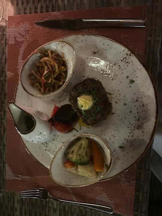 Gastro Fujairah Rotana Resort & Spa