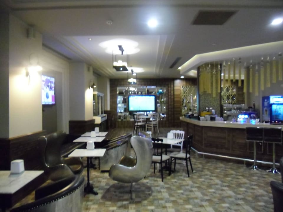 Irish Pub Hotel Botanik Platinum