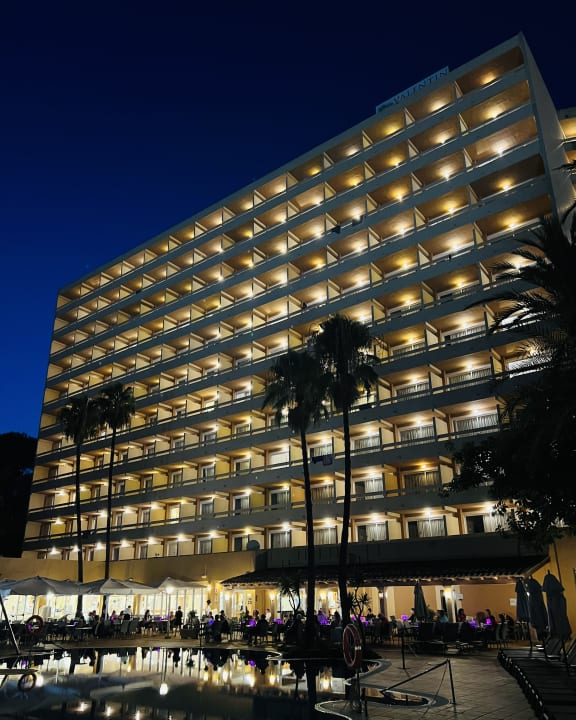 Pool Valentin Reina Paguera