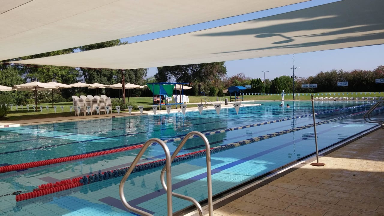 The pool Pastoral Kfar Blum