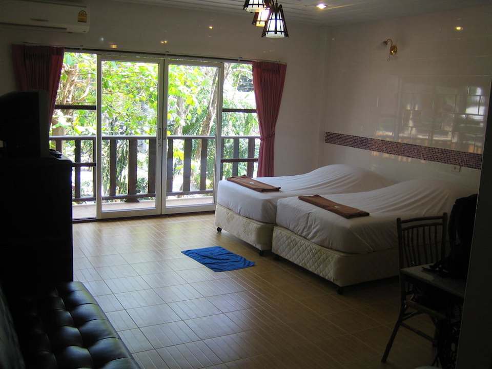 Zimmer im neuen Appartementgebäude Saikaew Villa