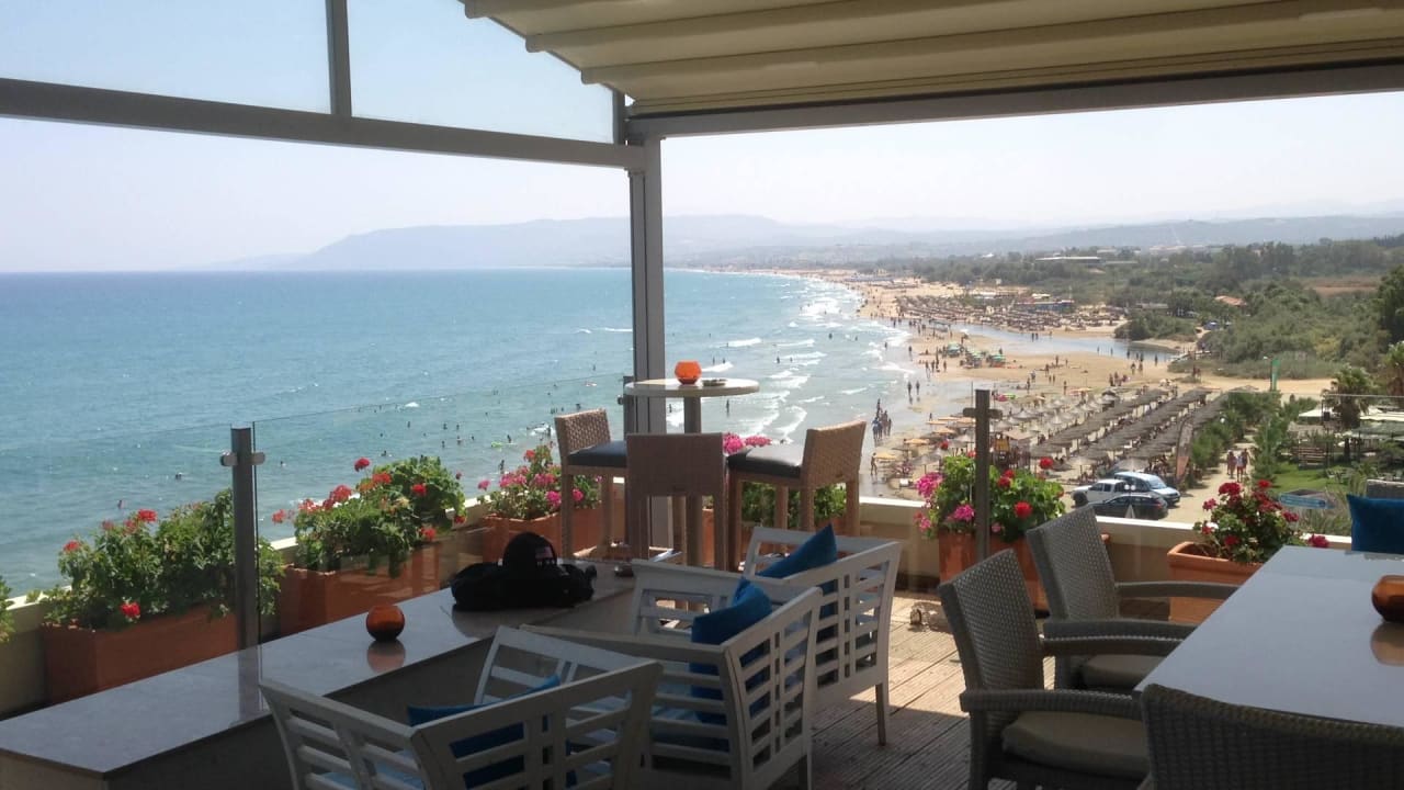 Wunderschöne Aussicht, gute Drinks Hotel Corissia Princess