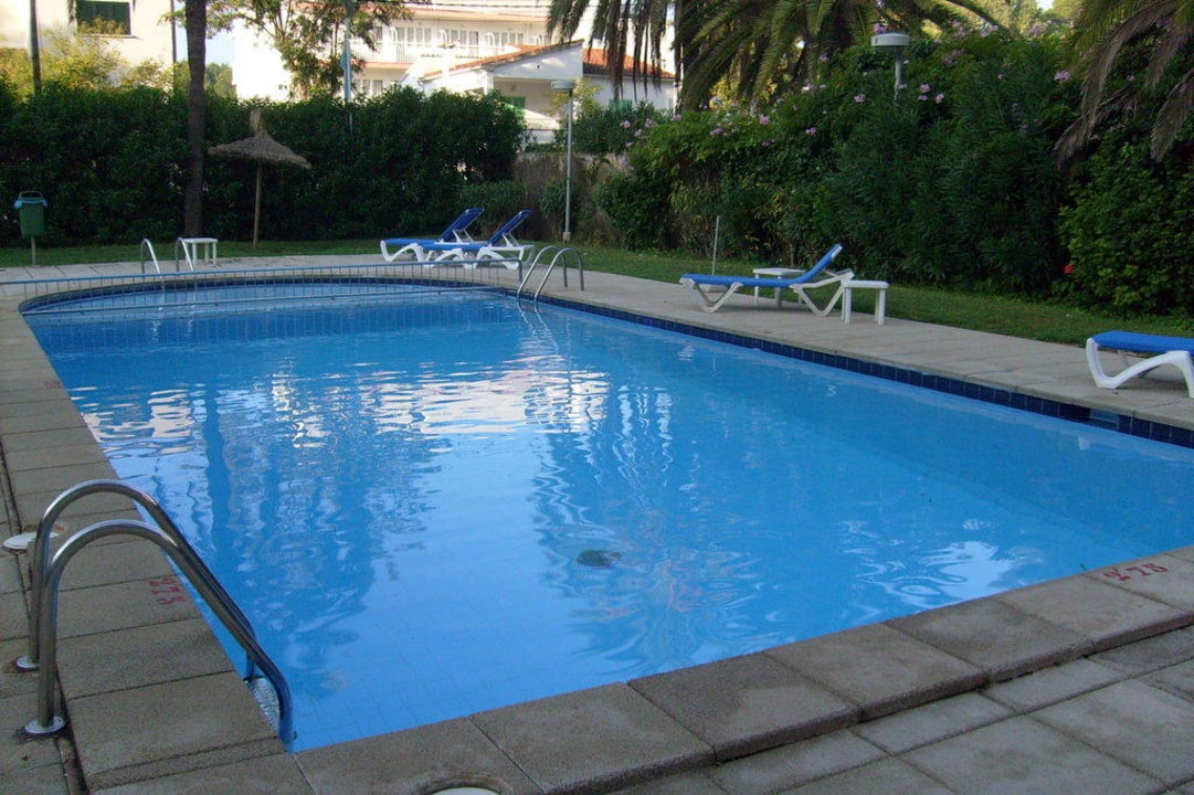 Pool Innenhof Hotel Luxor