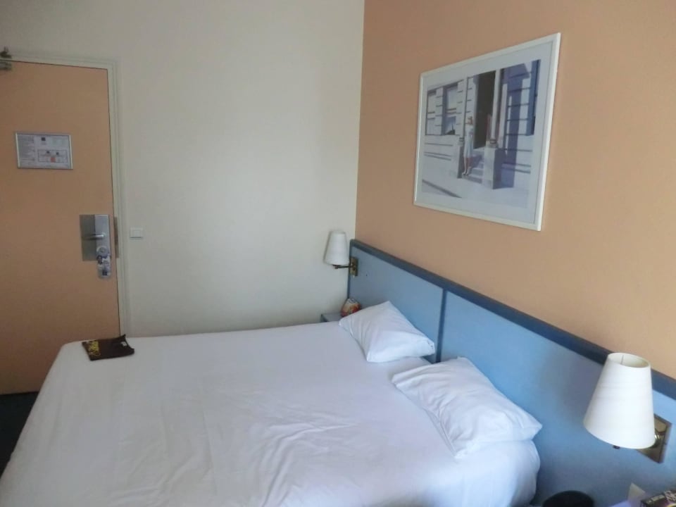 Franz. Boxspringbett ibis Styles Paris Place d'Italie Butte aux Cailles