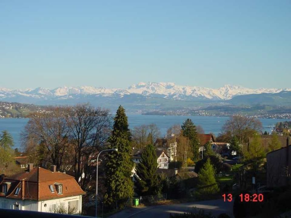Alpen und See Bed & Breakfast Zürich Overnight