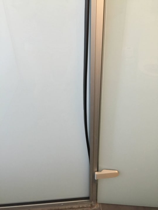 Badezimmer Falcon Hotel