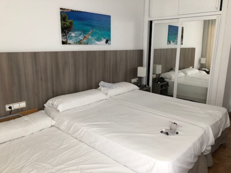 Zimmer Hotel Club S'Illot