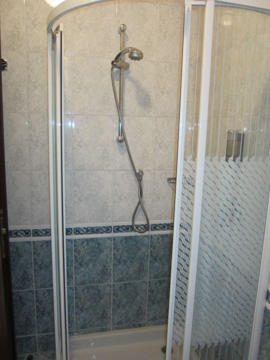 Dusche Aparthotel Holiday