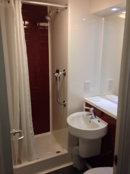 Bad Hotel Travelodge London Balham