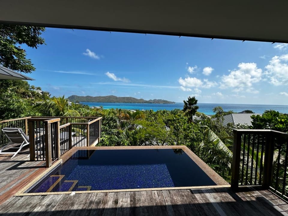 Pool Raffles Seychelles