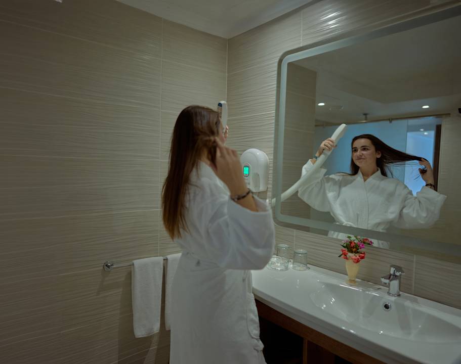 Zimmer Diamond Beach by Pearl Resort