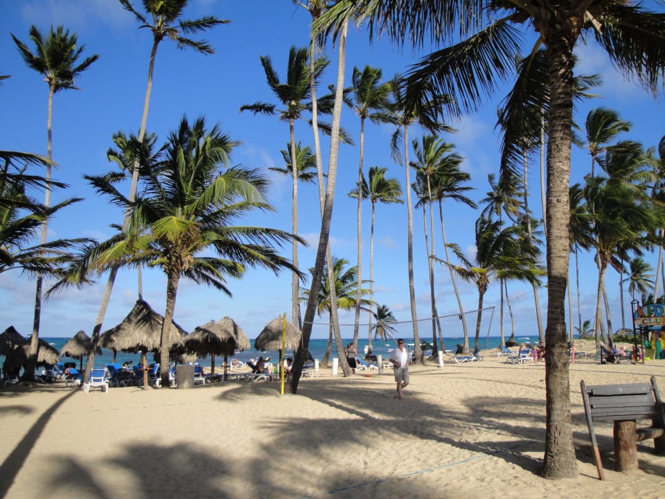 Relaxen am Strand Wyndham Alltra Punta Cana