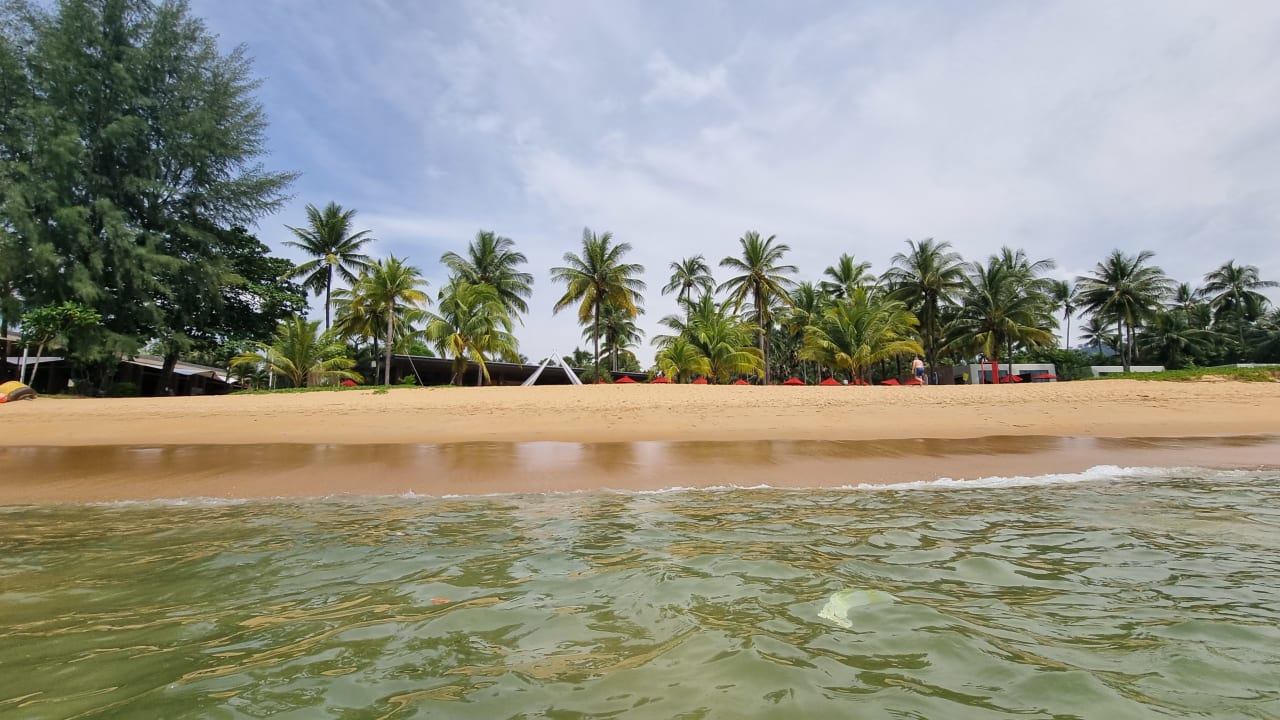 Strand Ramada Khao Lak Resort
