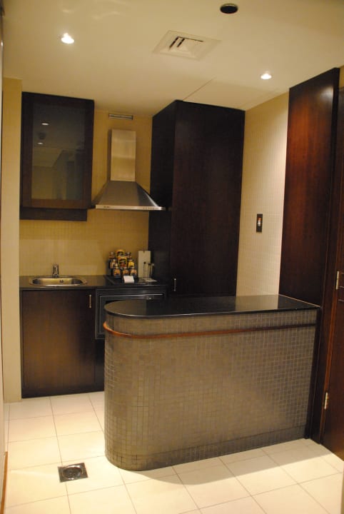 Kitchen Rose Rayhaan by Rotana