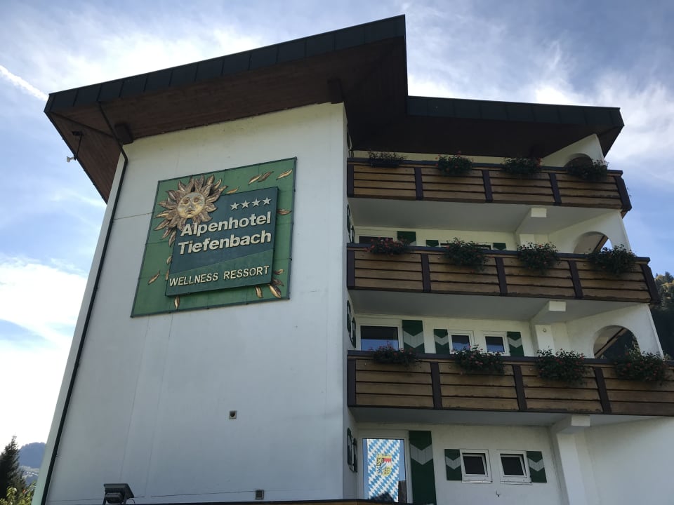 Außenansicht Alpenhotel Oberstdorf