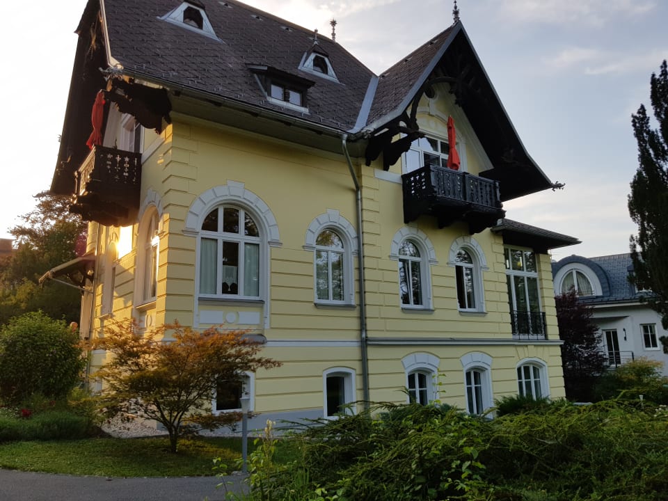 Außenansicht Villa Nova Frühstückspension