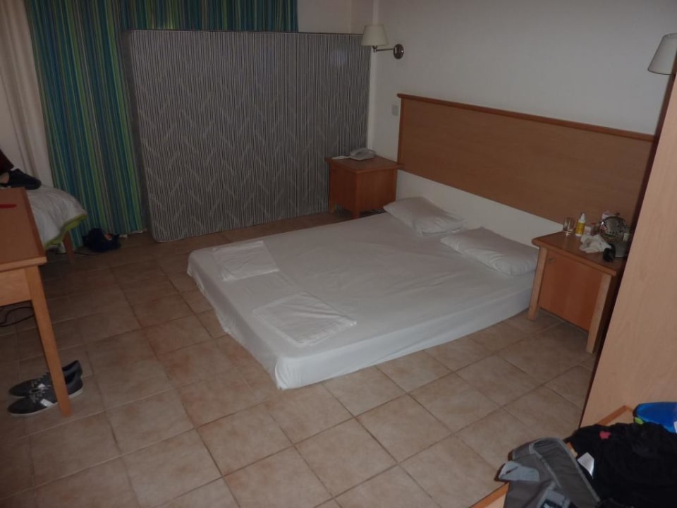 Schlafzimmer Hotel Tsokkos Paradise Village