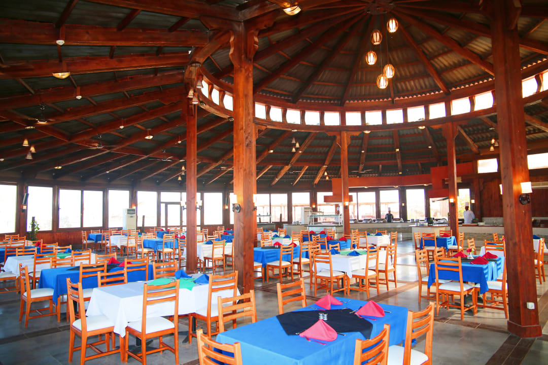 Gastro Laguna Beach Marsa Resort