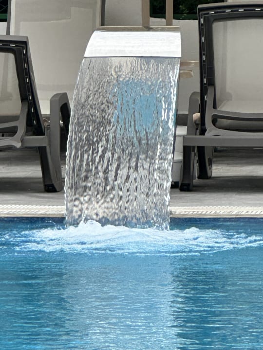 Pool Side Story Resort & Spa