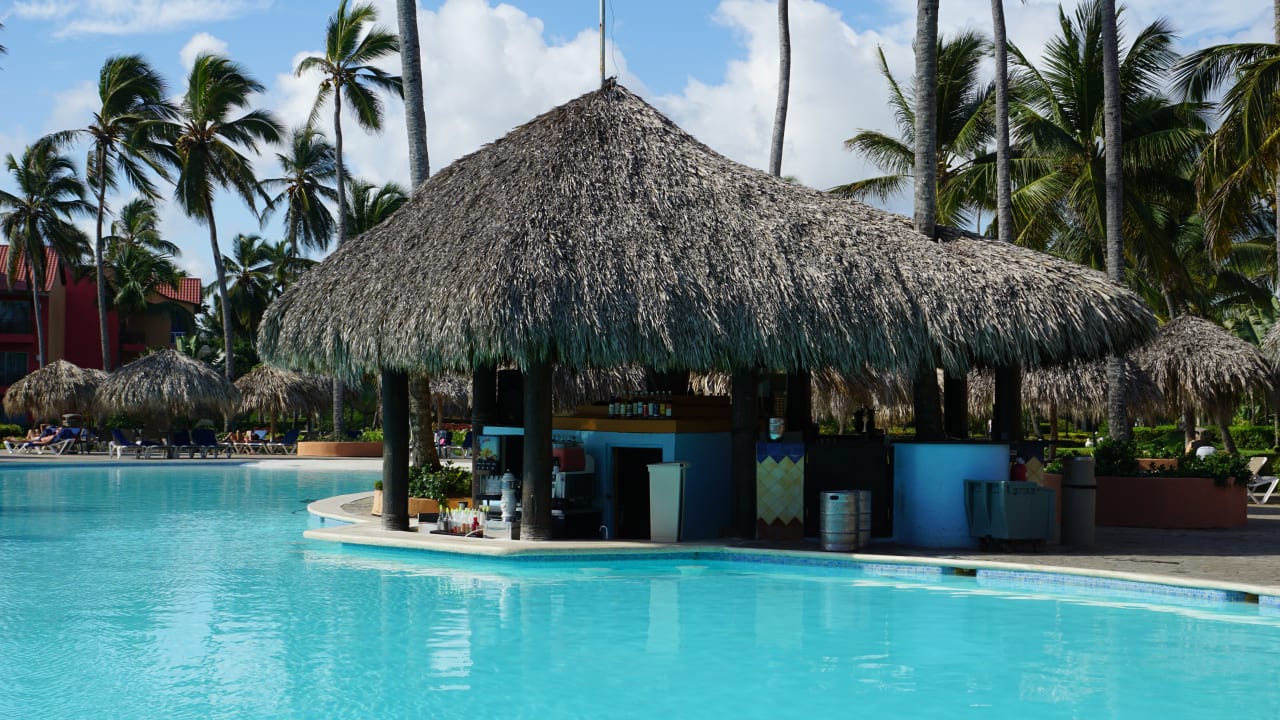 Pool Punta Cana Princess All Suites Resort & Spa