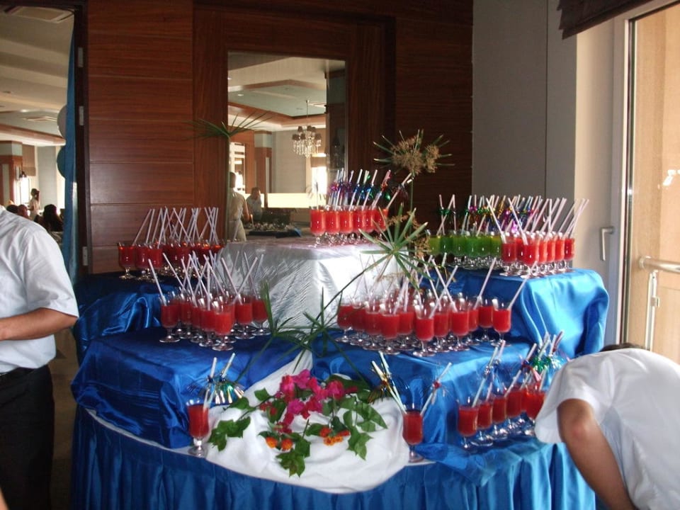 Zur Begrüßung  Seaden Sea World Resort & Spa