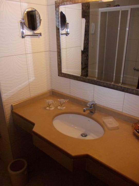 Bad Aydinbey Kings Palace & Spa