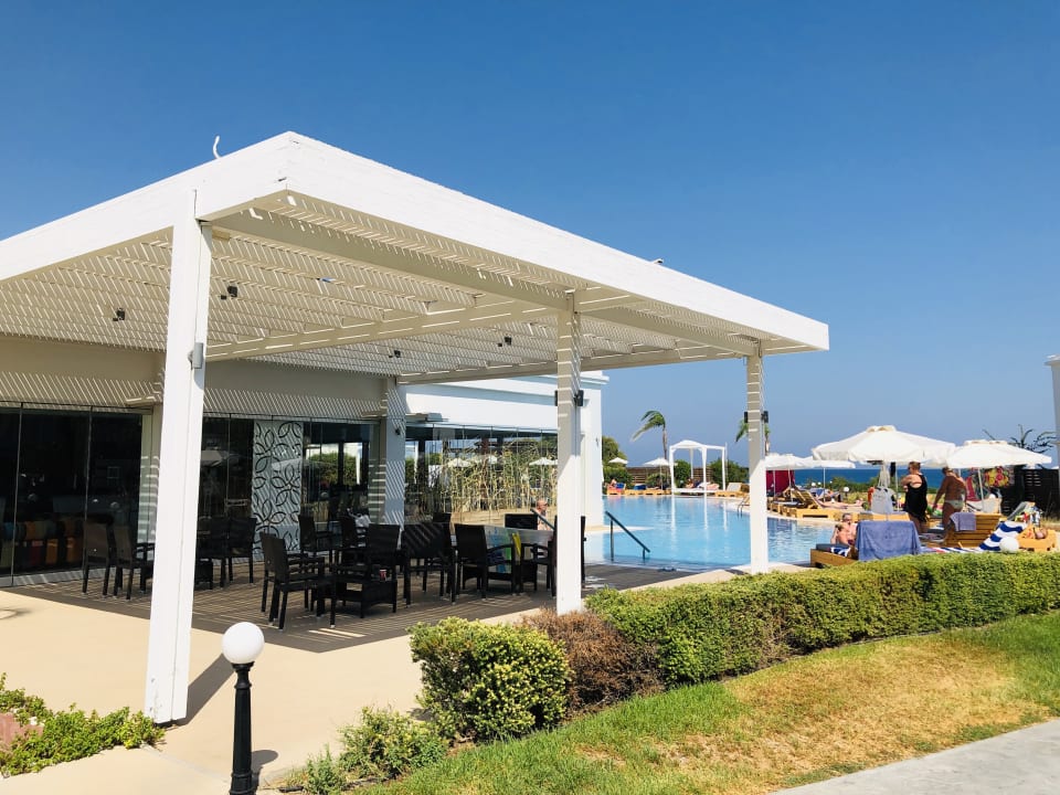 Gastro Asterias Beach Resort