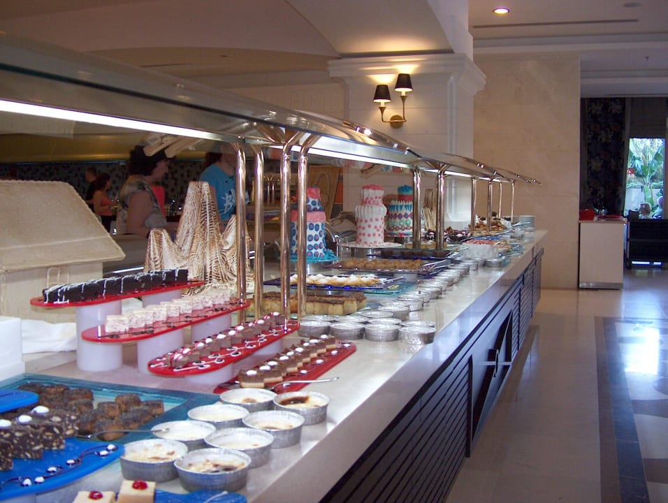 Nachspeisen am Türkischen Abend Seamelia Beach Resort