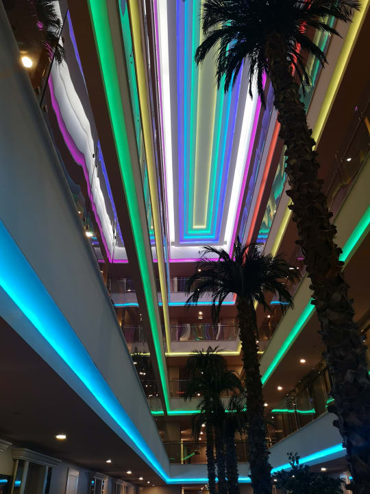 Sonstiges Azura Deluxe Resort & Spa Hotel