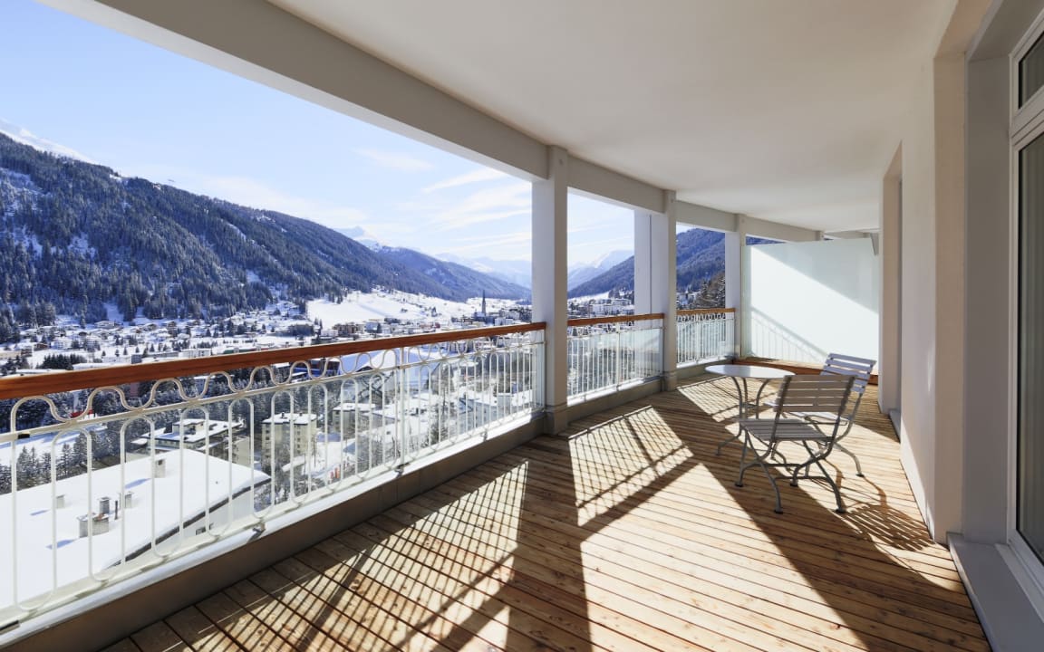 Ausblick Waldhotel & SPA Davos - for body & soul