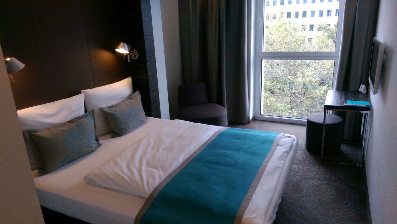 Zimmer im 5. Stock Motel One Köln Waidmarkt