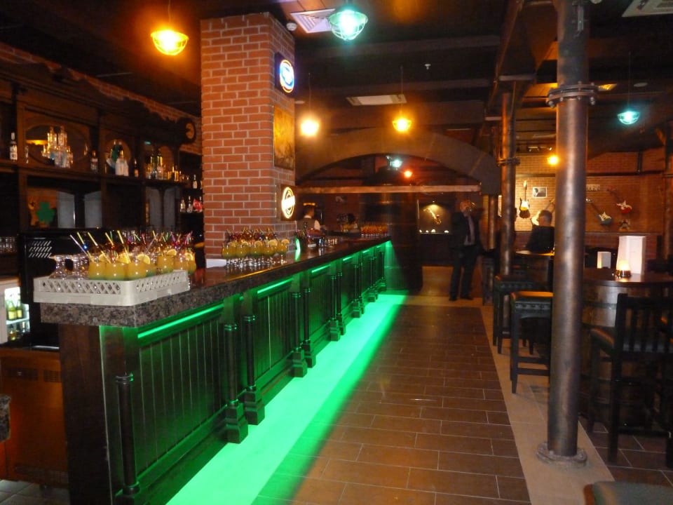 Pauls Pub Diamond Excellence Resort & Spa