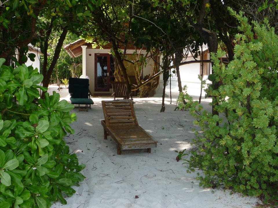 Blick vom Strand NH Collection Maldives Reethi Resort