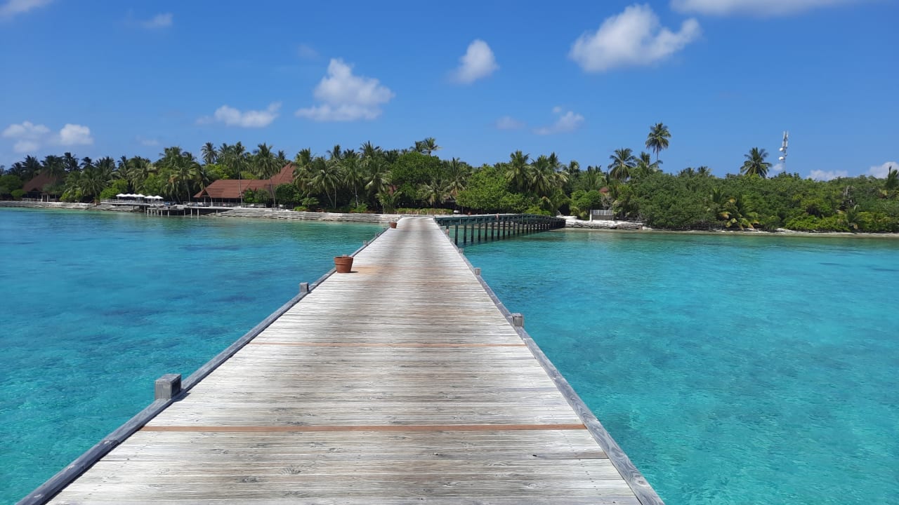Außenansicht ROBINSON MALDIVES