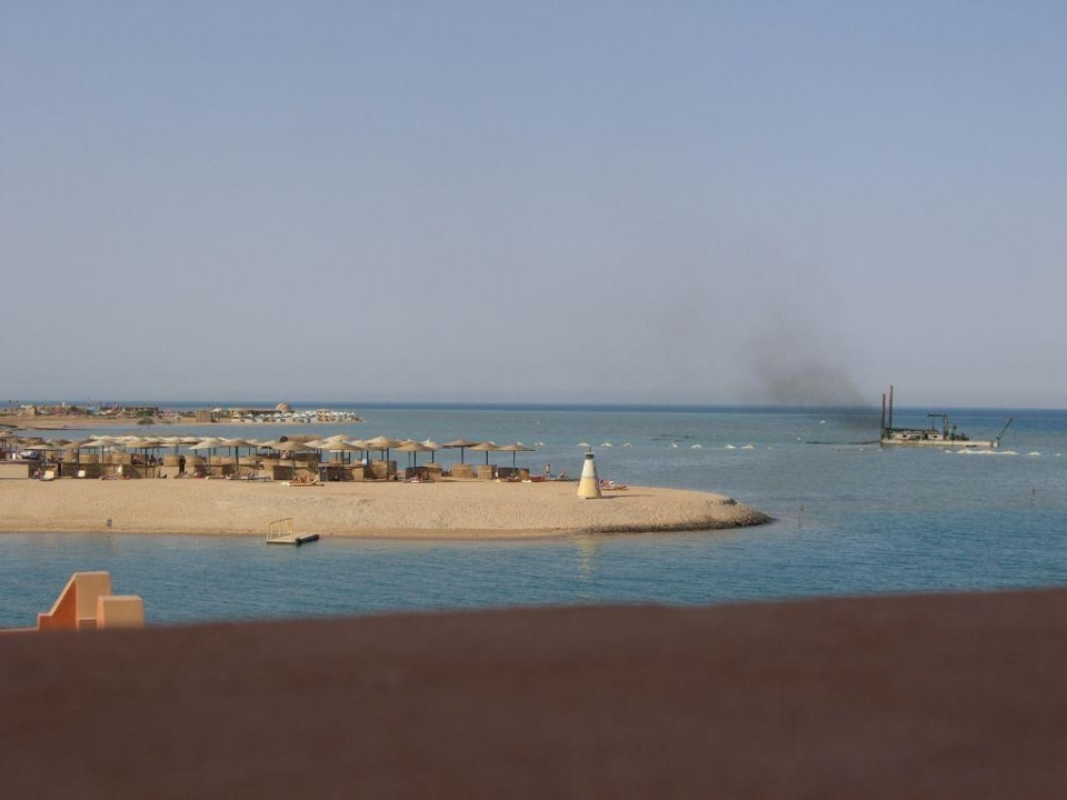 Saugbagger am Strand Hotel Three Corners Ocean View prestige - Adults only