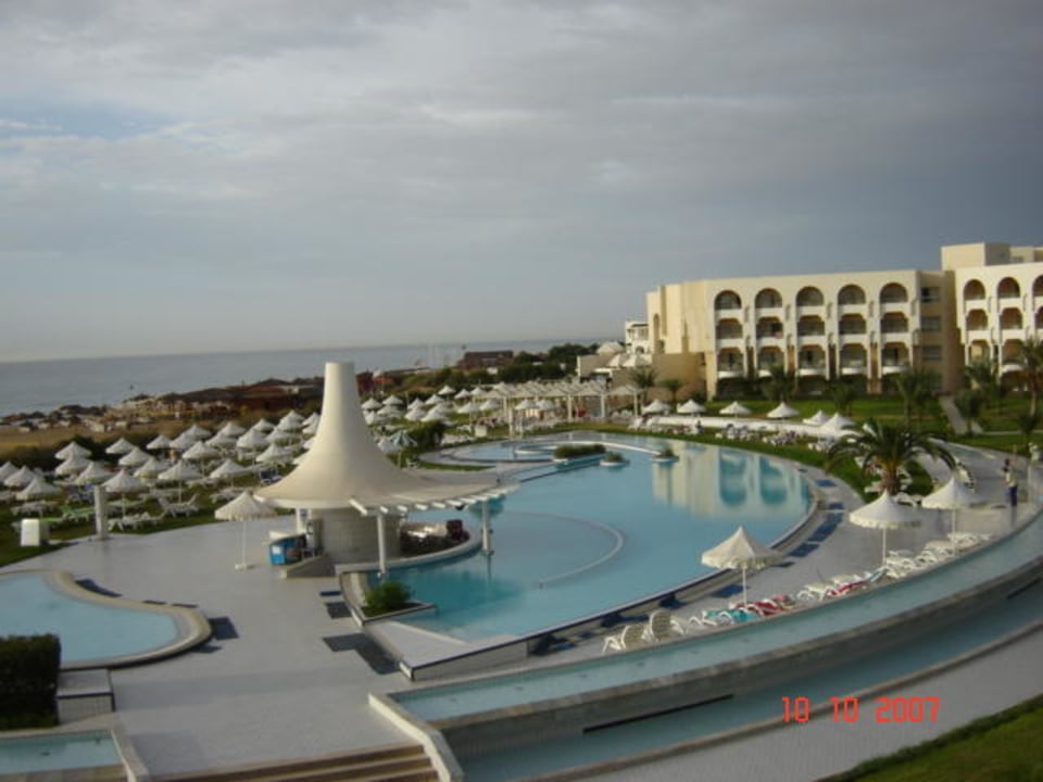 Pool vom Balkon aus Iberostar Waves Averroes