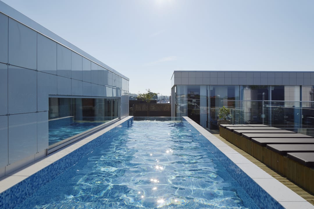 Pool PM & Vänner Hotel