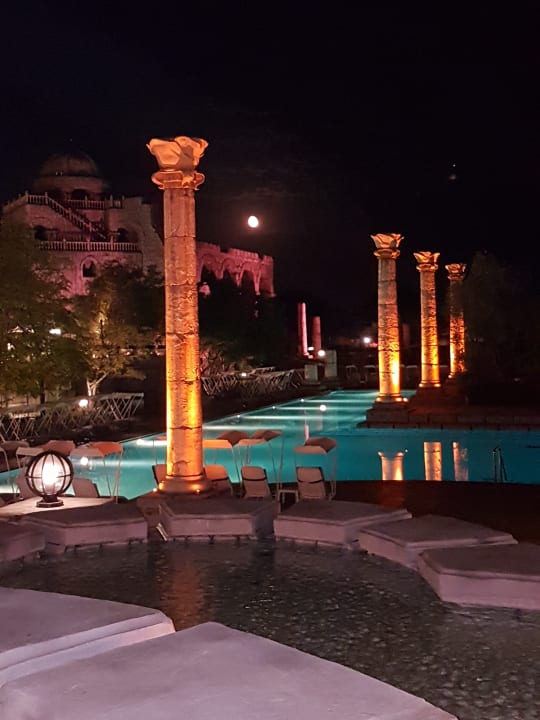 Pool Xanadu Resort Hotel