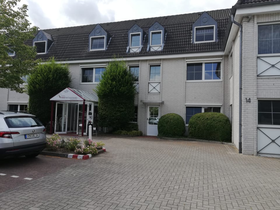 Außenansicht NordWest-Hotel Bad Zwischenahn