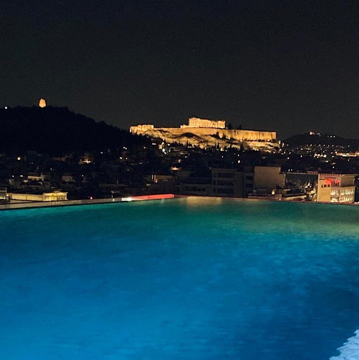 Pool Grand Hyatt Athens