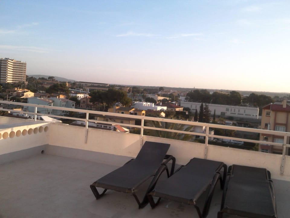 Dachterrasse mit Aussicht zum Strand Hotel HM Ayron Park